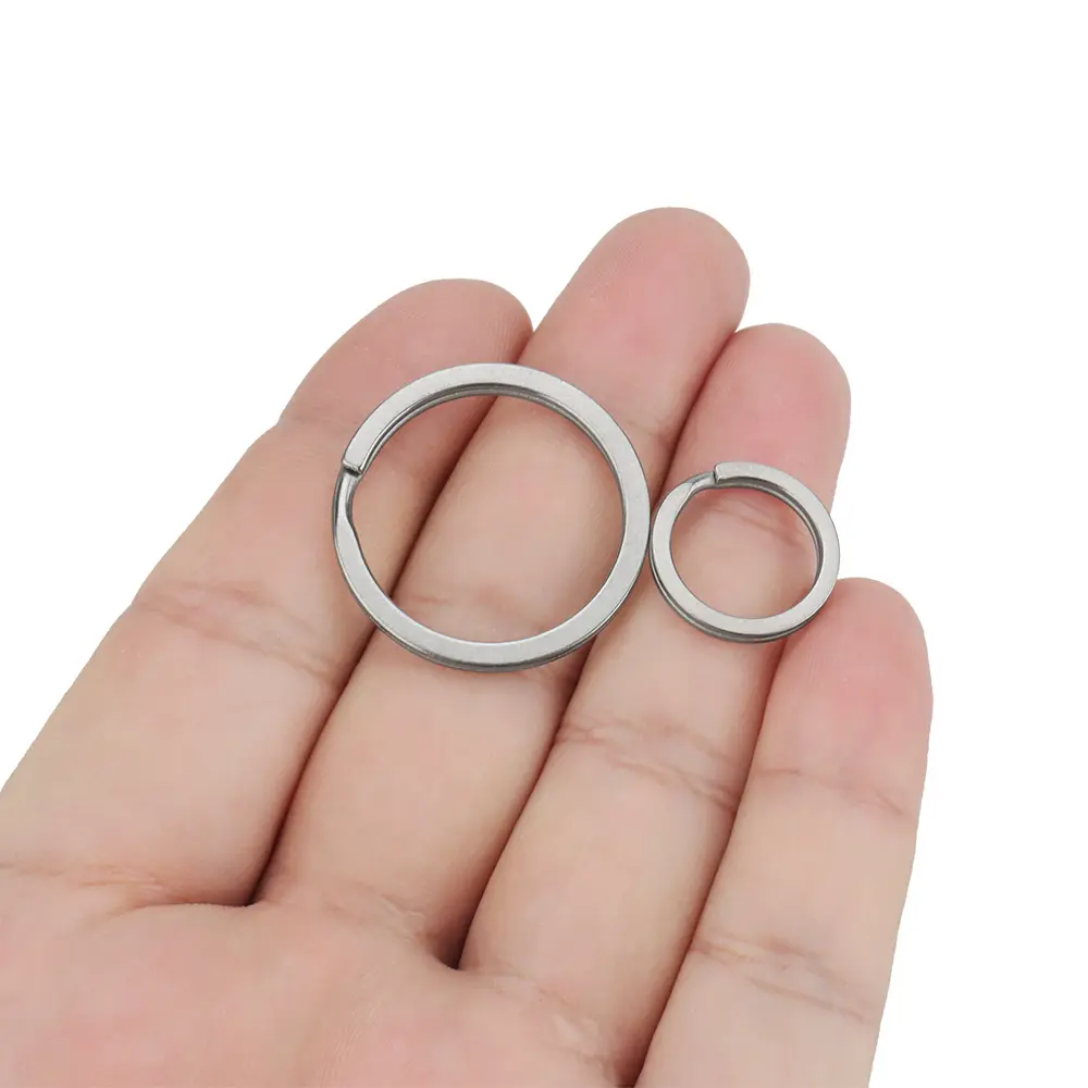 10pcs 18mm/30mm Titanium Alloy Key Ring Keychain Outdoor Tool EDC Buckle Accessories