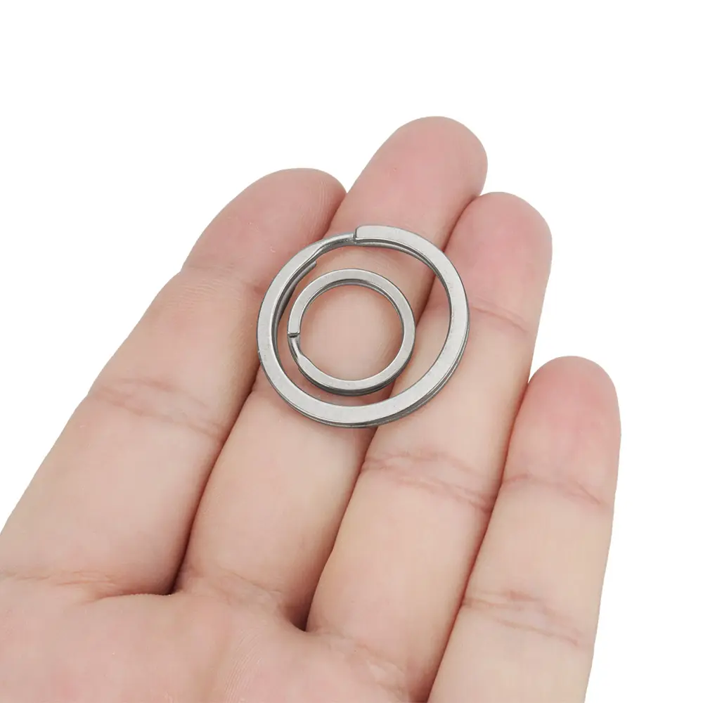 10pcs 18mm/30mm Titanium Alloy Key Ring Keychain Outdoor Tool EDC Buckle Accessories