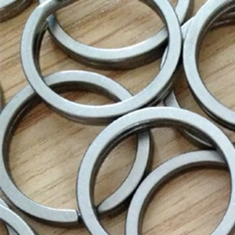 32mm Titanium Alloy Key Ring EDC Outdoor Small Tool Rough Stone Wash Style Key Ring Accessories.