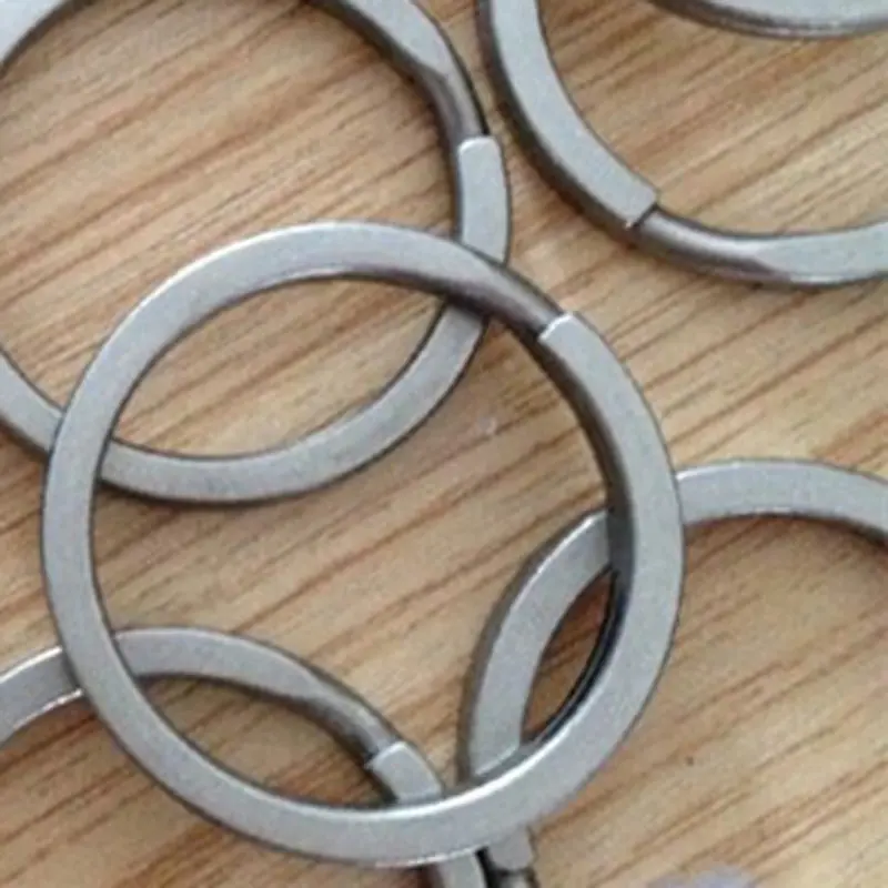 32mm Titanium Alloy Key Ring EDC Outdoor Small Tool Rough Stone Wash Style Key Ring Accessories.