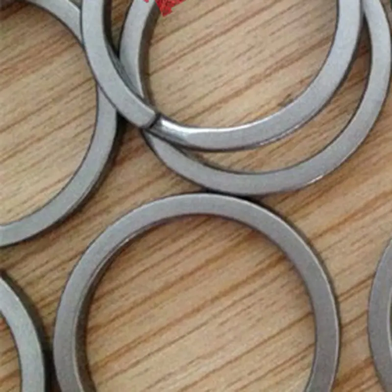 32mm Titanium Alloy Key Ring EDC Outdoor Small Tool Rough Stone Wash Style Key Ring Accessories.