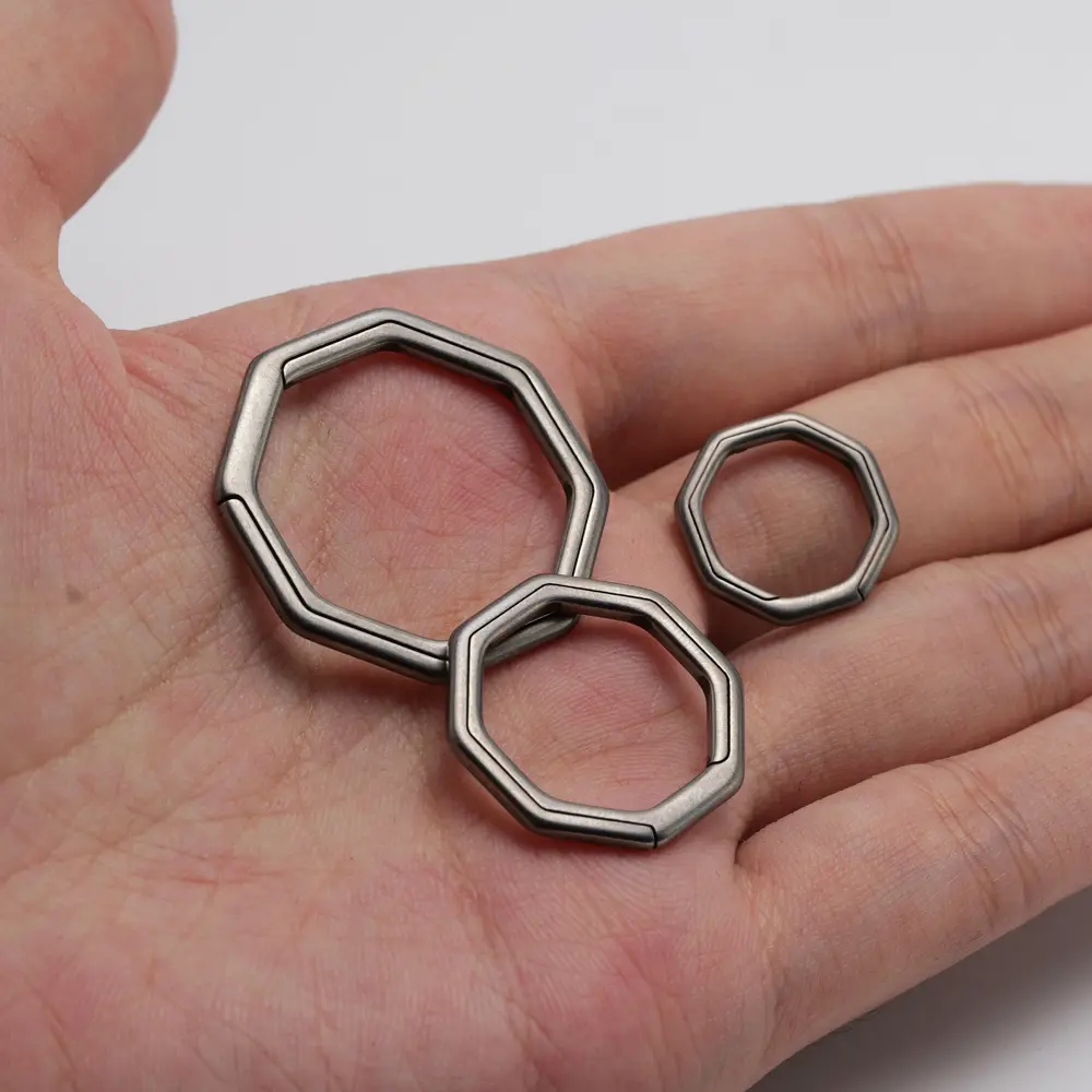 Key Ring Titanium Alloy Buckle Outdoor Tool Keyring EDC Keychain Accessories