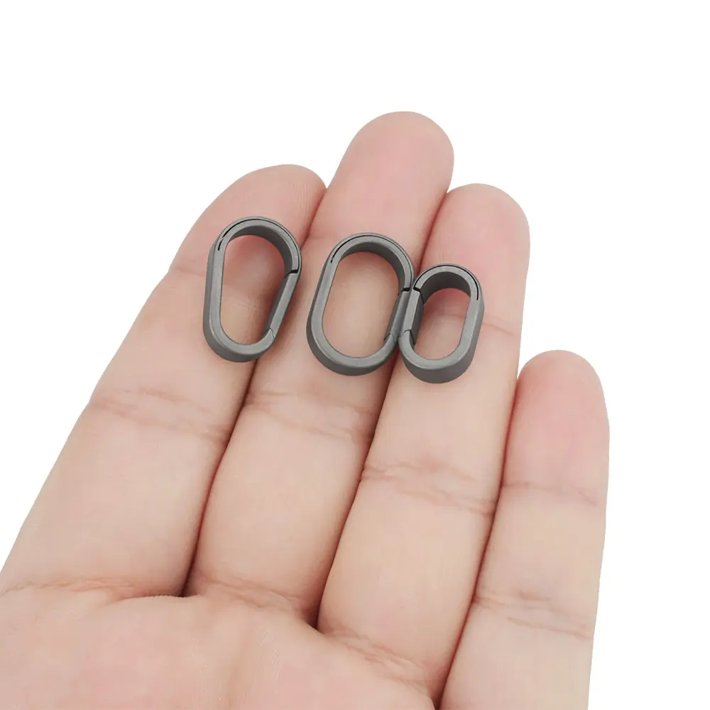 1PC Small Titanium Buckle Keychain Waist Belt Accessories Outdoor EDC Tool Titanium Alloy Keyring