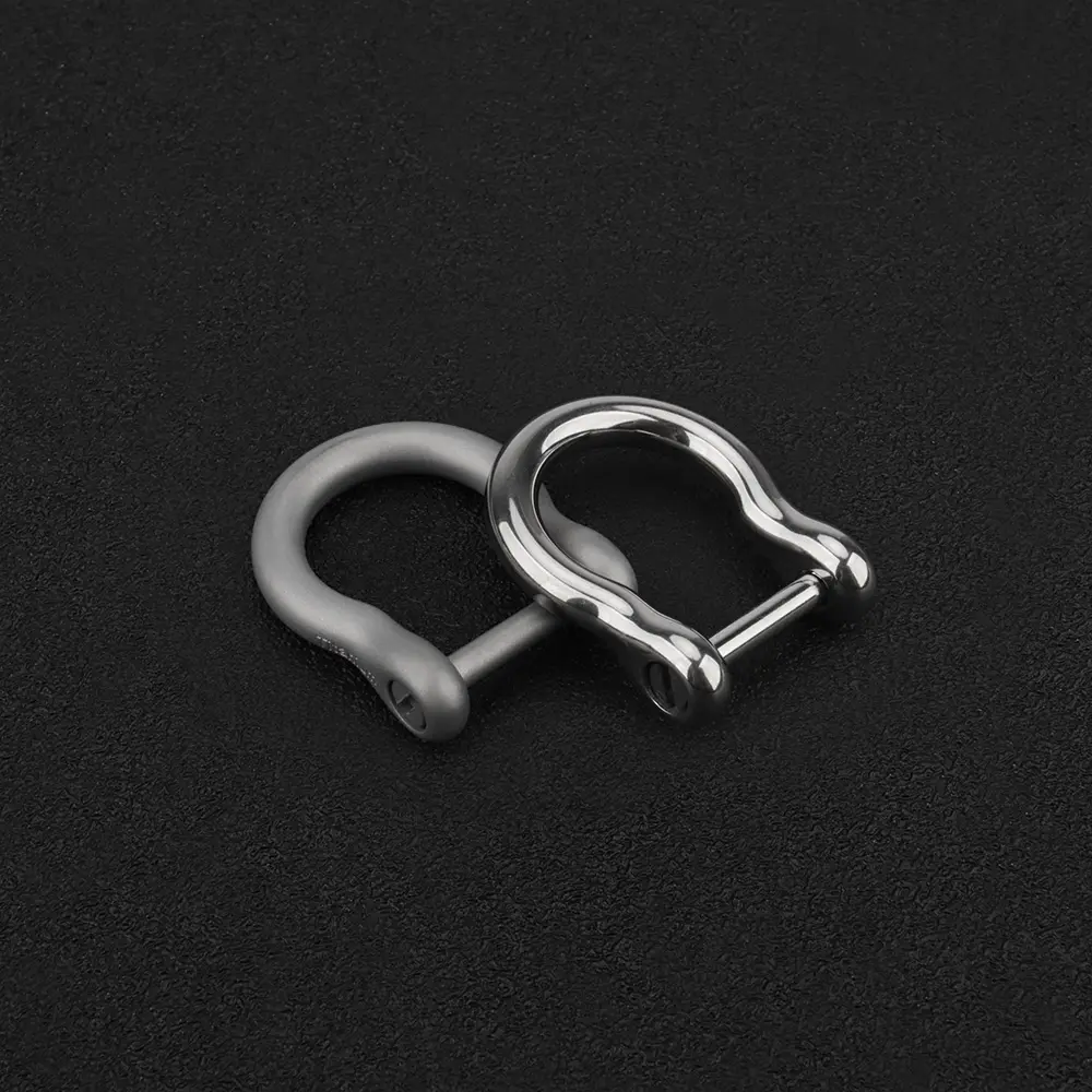 U Shape Titanium Alloy Horseshoe Buckle Detachable Hook Keychain Outdoor Tool EDC