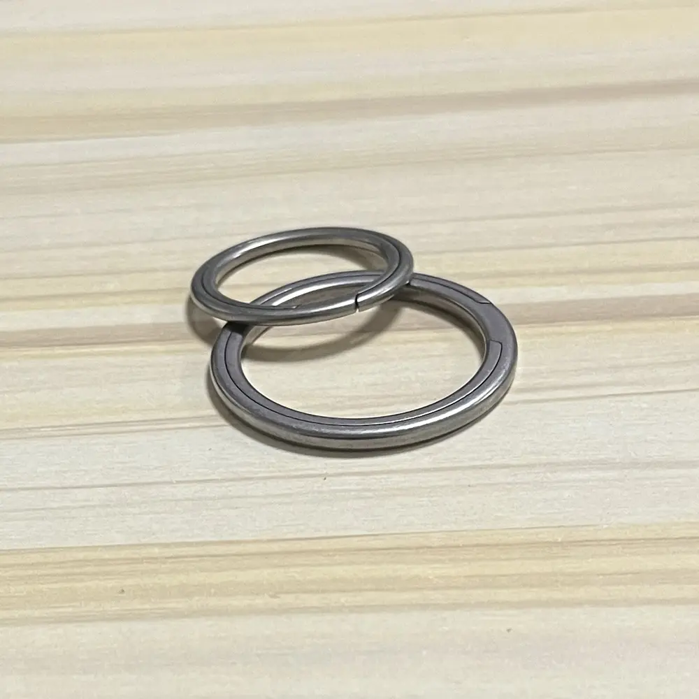 30mm/38mm Titanium Alloy Key Ring Keychain Accessories Buckle Multifunctional Outdoor EDC Tool