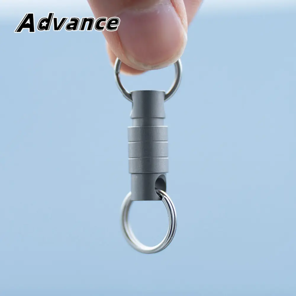 Small Keychain Buckle Outdoor EDC Key Ring Universal Rotating Titanium Keychain Outdoor Tool