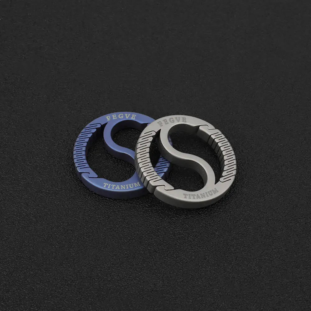 Titanium Alloy Keyring EDC Hanging Buckle Keychain Outdoor Small Tool Accessories
