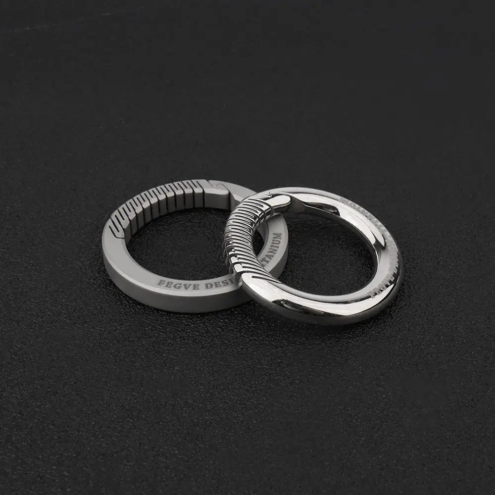 Titanium Alloy Keyring EDC Hanging Buckle Keychain Outdoor Small Tool Accessories