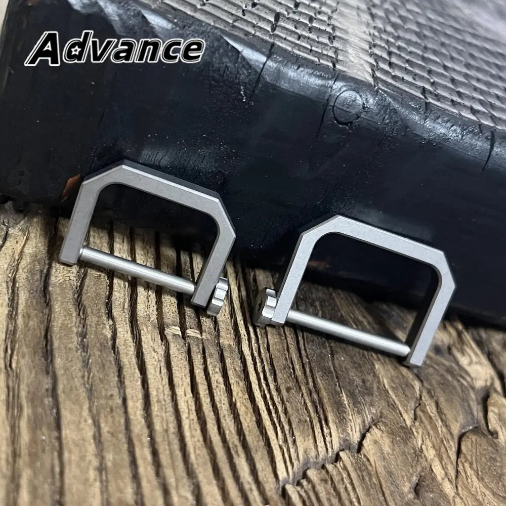 Flat Shape D Shape Titanium Alloy Buckle Multi-Tool Outdoor EDC Keychain Accessories