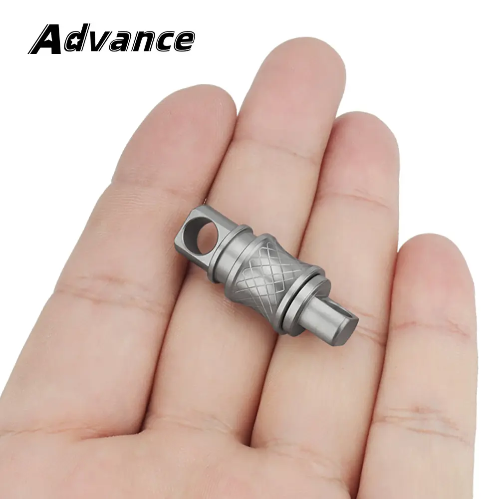 Rotatable Detachable Titanium Alloy Keychain EDC Outdoor Tool Titanium Buckle