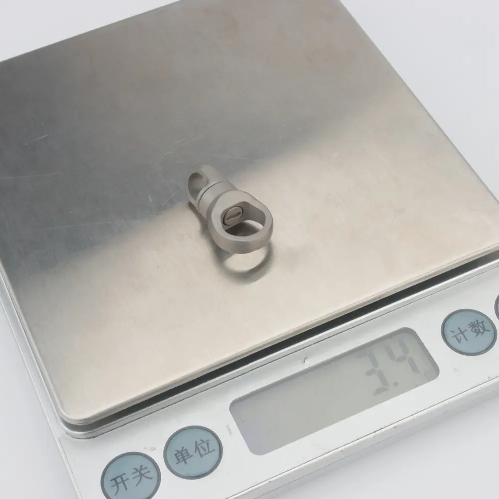 Titanium Alloy Connecting Buckle Rotary Keychain EDC Outdoor Tool