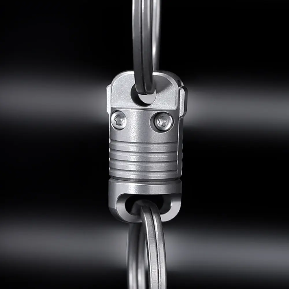 Magnetism Keychain Titanium Alloy Car Keyring Connecting Buckle EDC Outdoor Tool