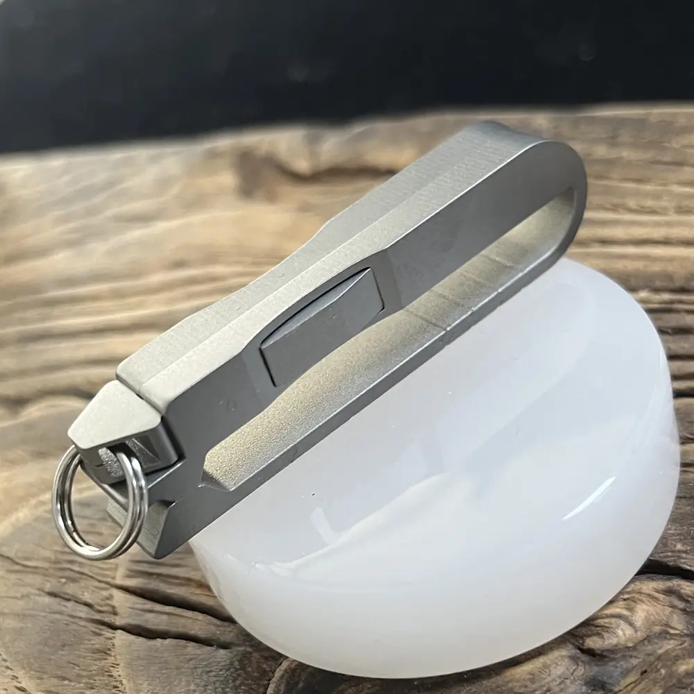 Quick Release Titanium Keychain Belt Clip Portable Titanium Alloy Buckle Outdoor EDC Tool
