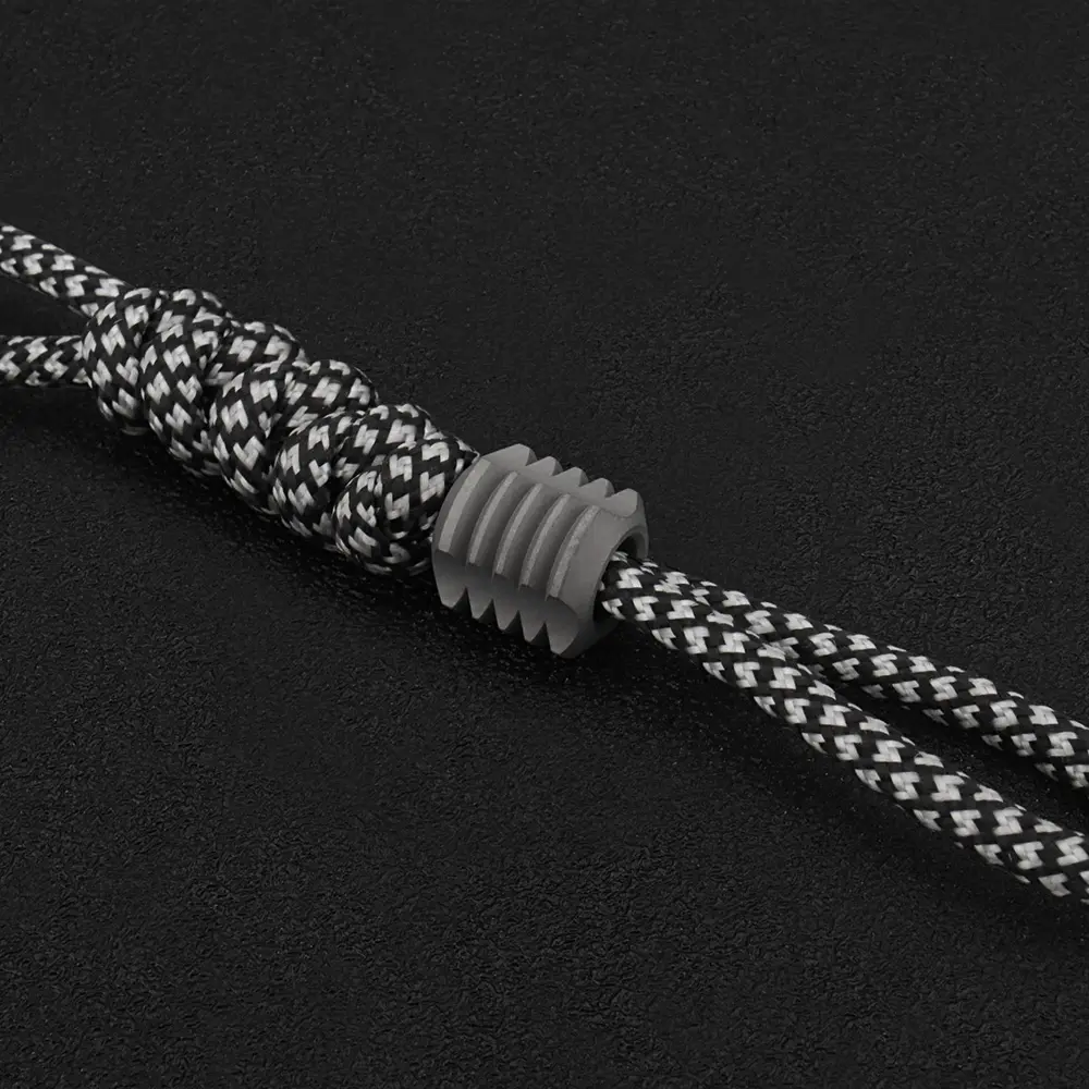 1PC Titanium Beads Paracord Umbrella Rope Cord Beads Lanyard Titanium Alloy Pendant