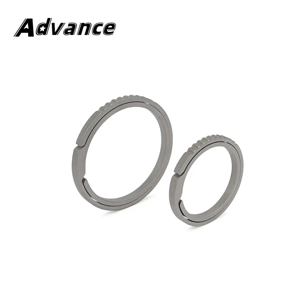 1pc Key Ring Titanium Alloy Keychain Buckle Outdoor Tool EDC Accessories