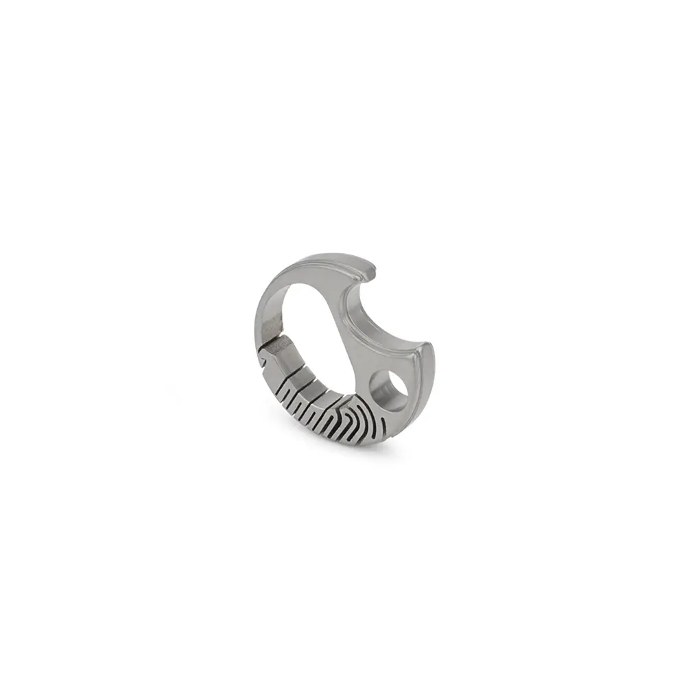 Small Fish Shape Buckle Multi-function Bottle Opener Titanium Alloy Keychain Accessories Outdoor Tool EDC