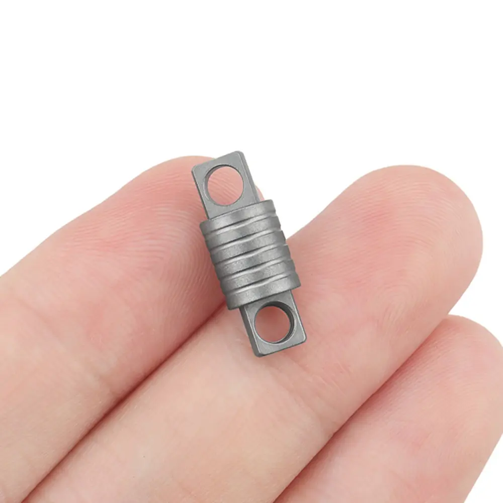 Mini Titanium Keychain Small Keyring Connect Accessories Titanium Alloy Waist Buckle Outdoor Tool EDC