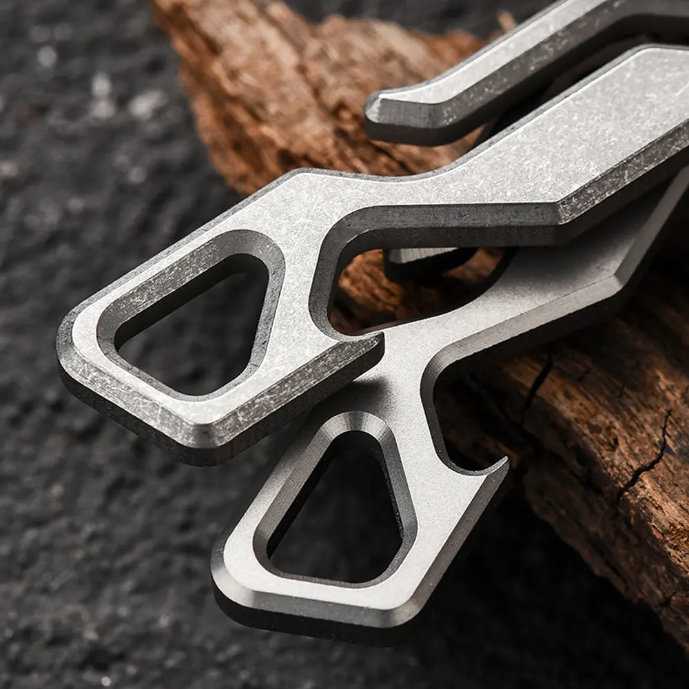 Titanium Alloy Keychain Waist Belt Clip Titanium Buckle Portable EDC Outdoor Tool