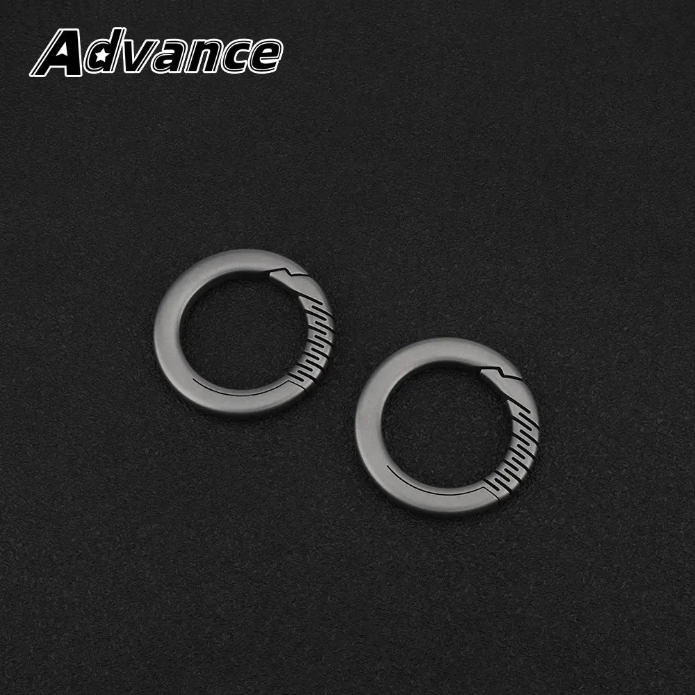 Titanium Alloy Round Ring Keychain EDC Outdoor Tool Keyring Buckle Accessories