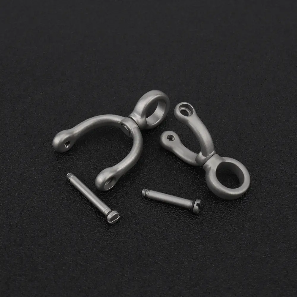 S/L Titanium Alloy Key Ring Horseshoe Buckle Portable Waist Belt Keychain Buckle Car Keyring Outdoor Tool