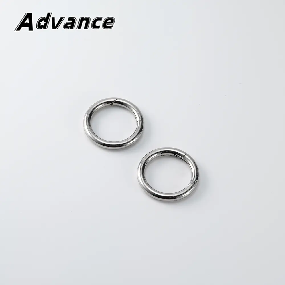 1pc Press Type Keychain Car Keyring Connecting Buckle Circular Ring EDC Outdoor Tool