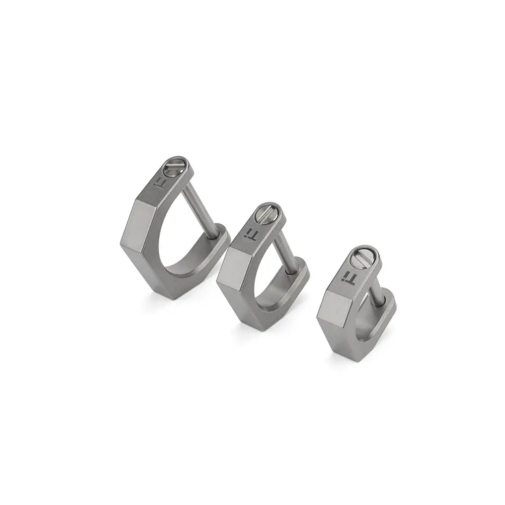 D Shape Titanium Alloy Buckle Outdoor EDC Tool Horseshoe Buckle Car keychain