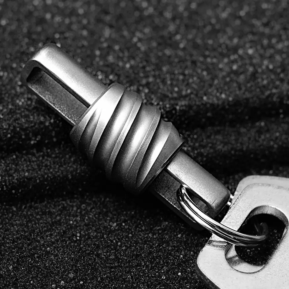 Mini Titanium Alloy Keychain Quick Opening Buckle Outdoor Tool EDC