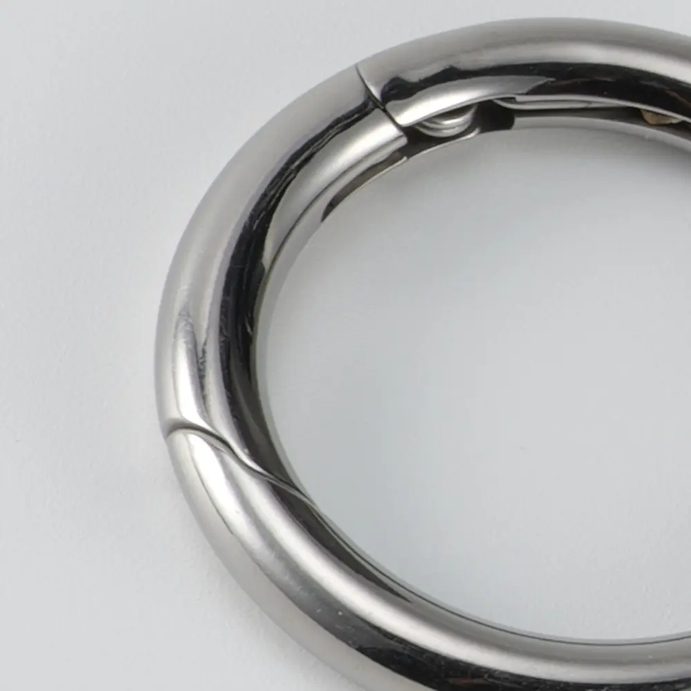 1pc Press Type Keychain Car Keyring Connecting Buckle Circular Ring EDC Outdoor Tool