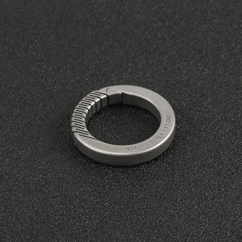 Round Key Ring Titanium Alloy Keyring Round Titanium Ring Outdoor EDC Tool Keychain Car Accessories
