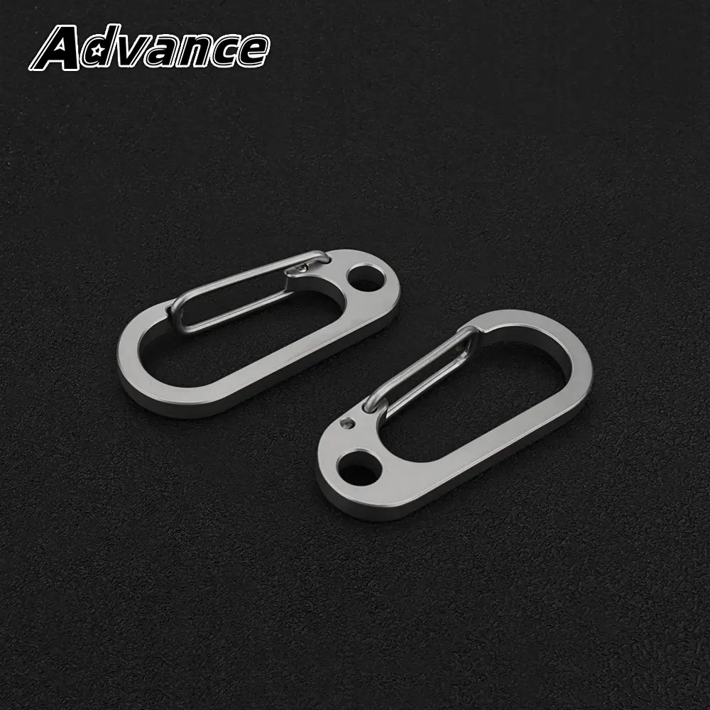 2pcs Simple Style Titanium Alloy Key Chain Buckle Outdoor EDC Tool Keyring Accessories