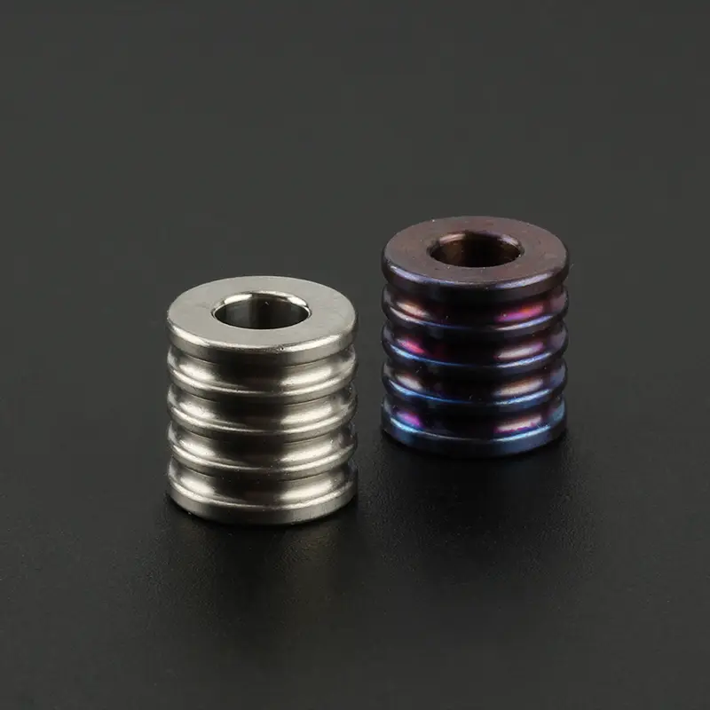 5pcs Titanium Alloy Knife Beads Paracord Umbrella Rope Outdoor EDC Lanyard Gadgets Pendant
