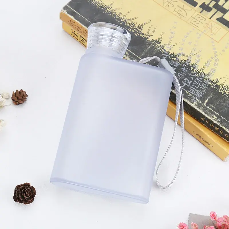 500ML Square Water Bottle Portable Flat Style Water Cup with Handle Outdoor Sports Drinks Kettle Sport Bottle Drinkware