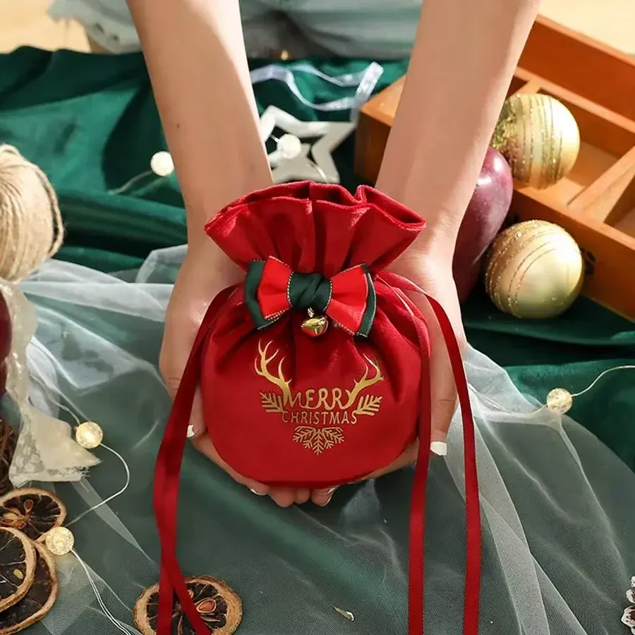 Drawstring Christmas Velvet Bags Gift Packaging Bag Candy Biscuit Pouch Merry Christmas Bracelet Jewelry Storage Bag Decoration
