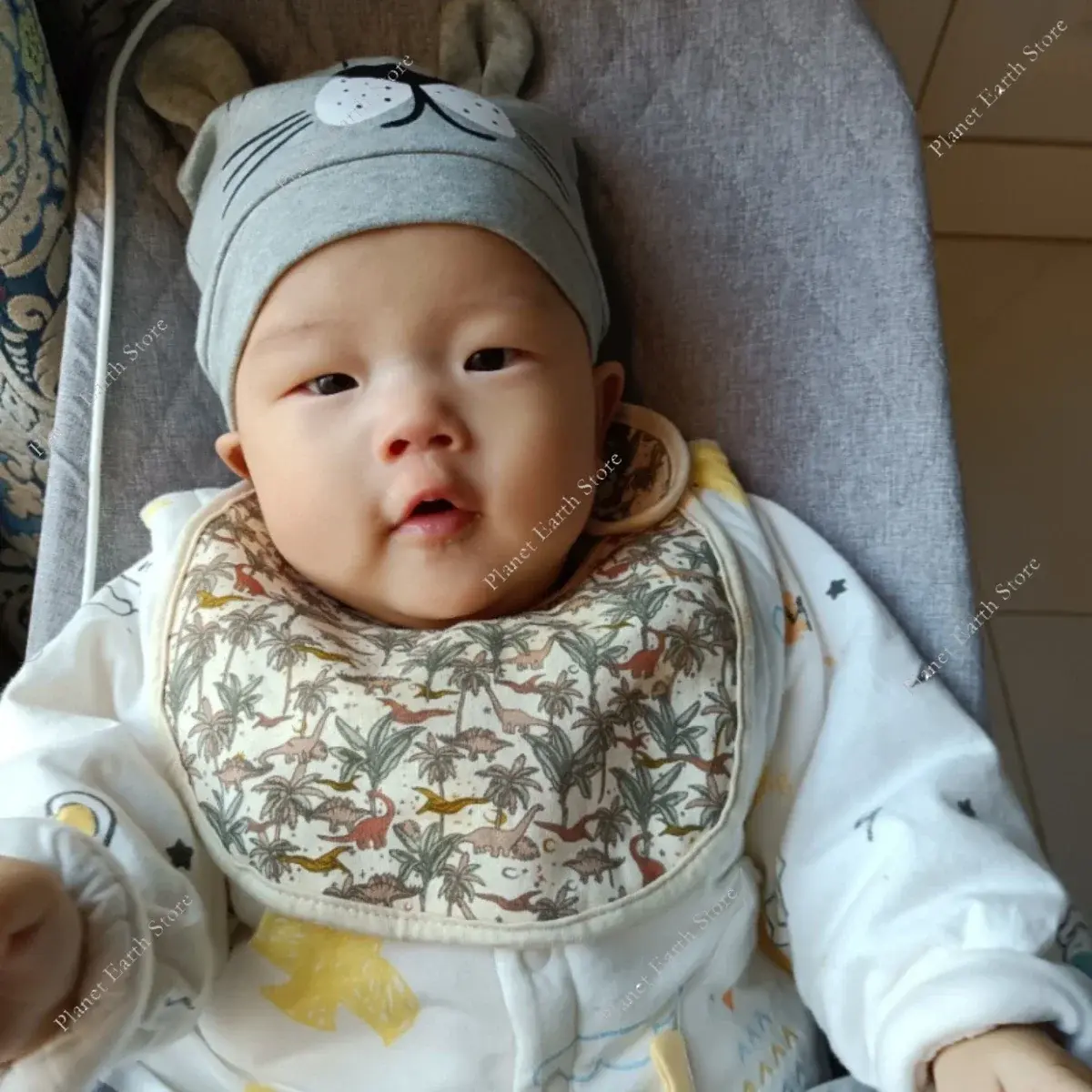2025 2Pcs/Set Waterproof Baby Bibs Infant Feeding Bib Newborn Burp Cloths Printing Scarf Toddler Saliva Towel Feeding Stuff