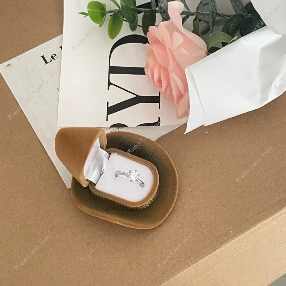 1Pc Creative Cowboy Hat Shape Rings Box Round Ladylike Hat Jewelry Display Storage Case Packaging Surprise Proposal Gift Box New