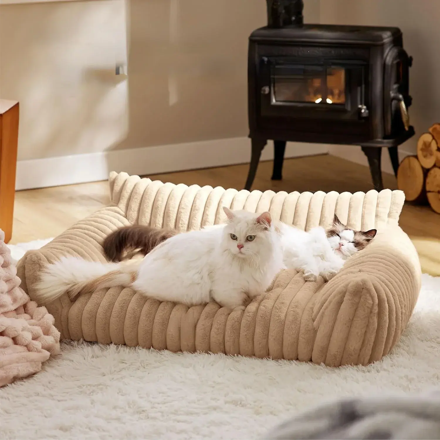 Luxury Cat Bed Sofa Winter Warm Cat Nest Pet Bed for Small Medium Dogs Cats Comfortable Plush Puppy Bed Pet Supplies Winter Sofa