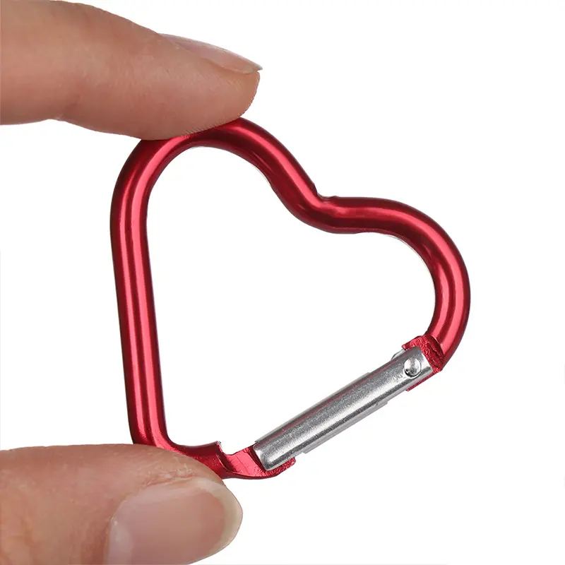 1PCS Heart-shaped Aluminum Carabiner Key Chain Clip Mini Snap Ring Key Chain Outdoor Water Bottle Hanging Buckle Hook Keyring