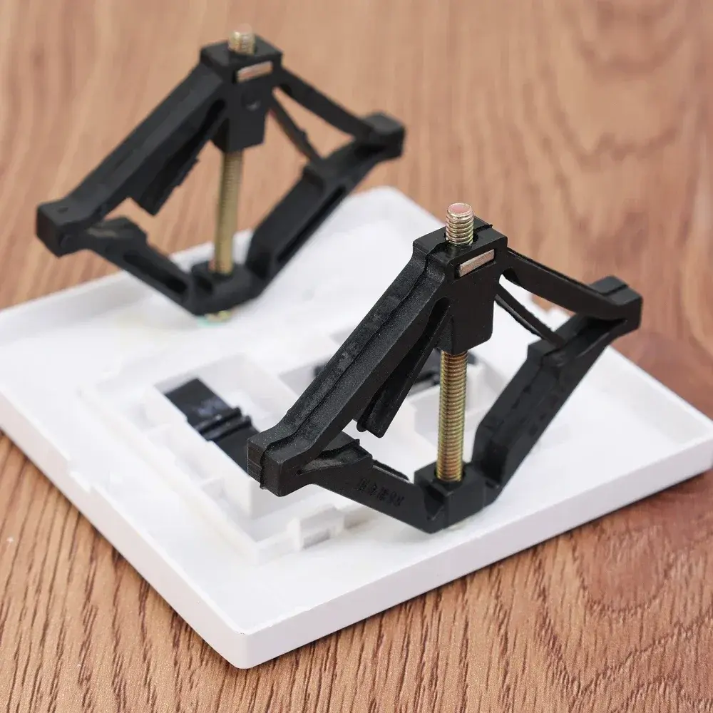 50-1PCS Type 86 Cassette Repairer Dark Wall Switch Bottom Box Fixed Support Rod Switch Socket Replacement Repair Box Support Rod