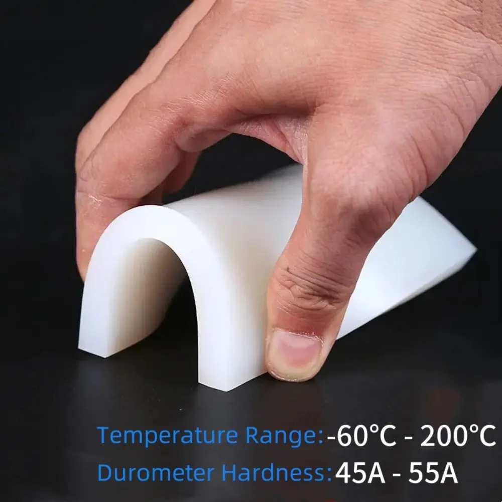 Translucent Silicone Rubber Sheet High Temperature Resistance No Peculiar Smell Square Anti-slip Shock Absorption Silicone Pads