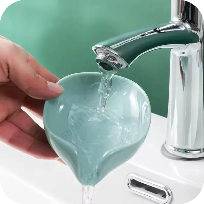 1pcs Soap Box Creative Draining Soap Storage Rack Punch Free Suction Cup Personalized Cute Household Shelf Bathroom Artifact