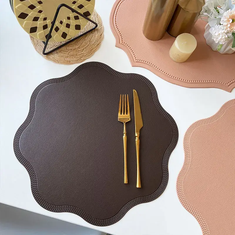 Imitation Leather Table Mat Flower Shape Waterproof Dining Table Placemat Insulation Pad Christmas Home Decoration Tableware Mat