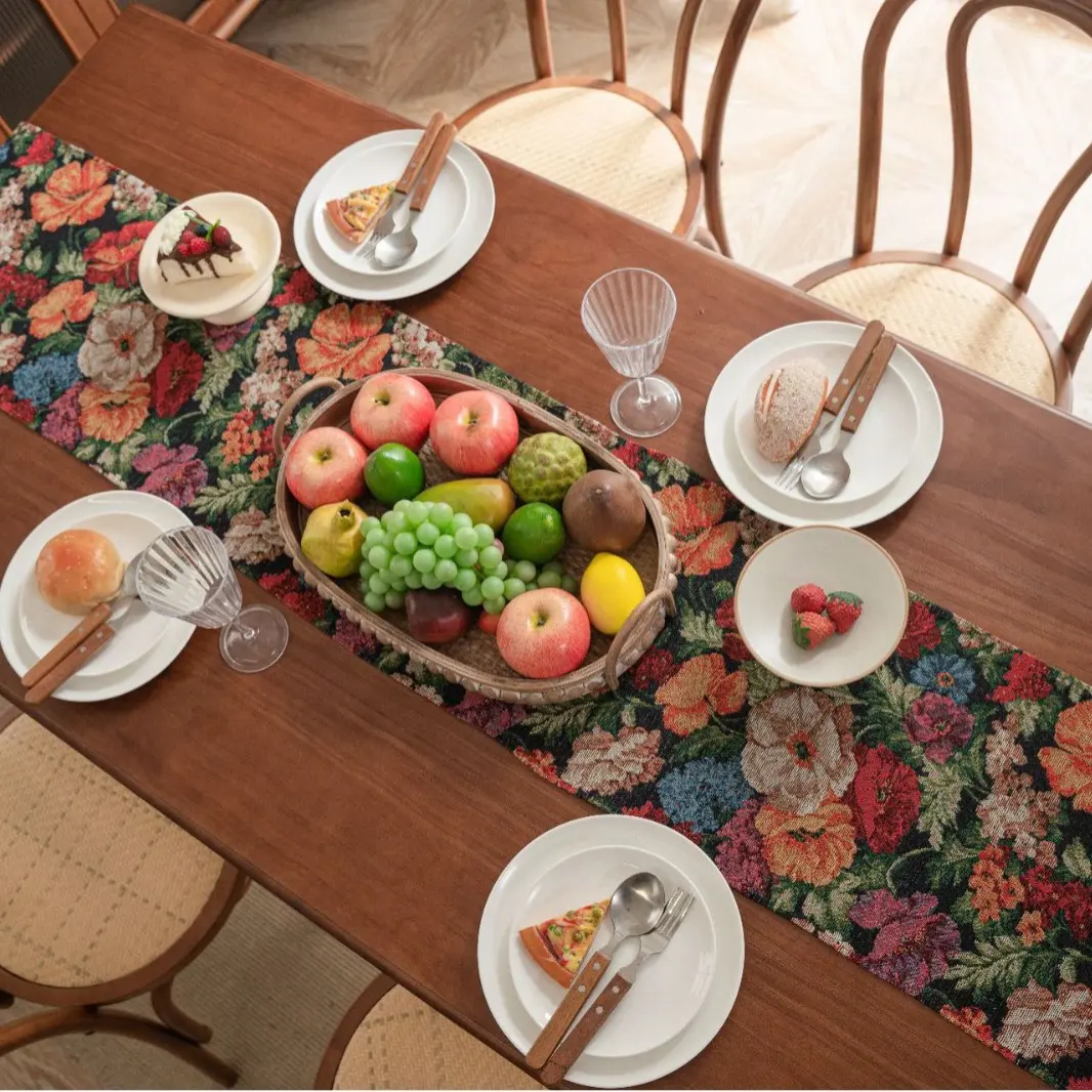 Nordic Iris Jacquard Flower Table Runner with Tassels Kitchen Dining Table Setting Decoration Long Strip Thickened Table Runner