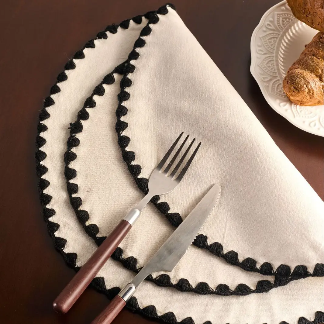Cotton Linen Placemat Table Decoration Plain Embroidered Insulation Pads Round Decorative Solid Color Place Mat for Dining Table