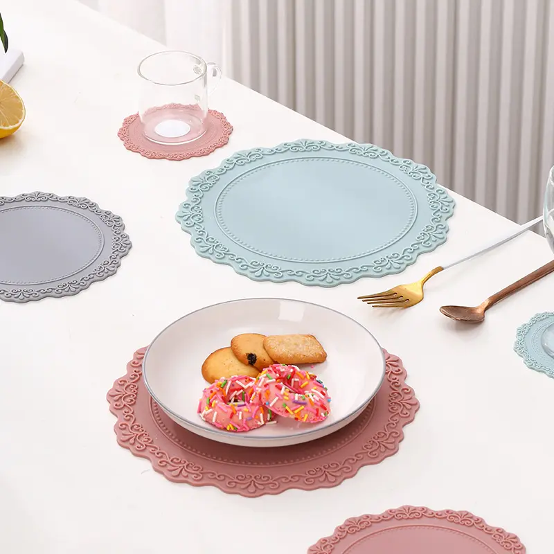 European Lace Silicone Table Mat Retro Embossed Heat Insulation Thickened Round Anti-Skidding Pad Kitchen Waterproof Placemat