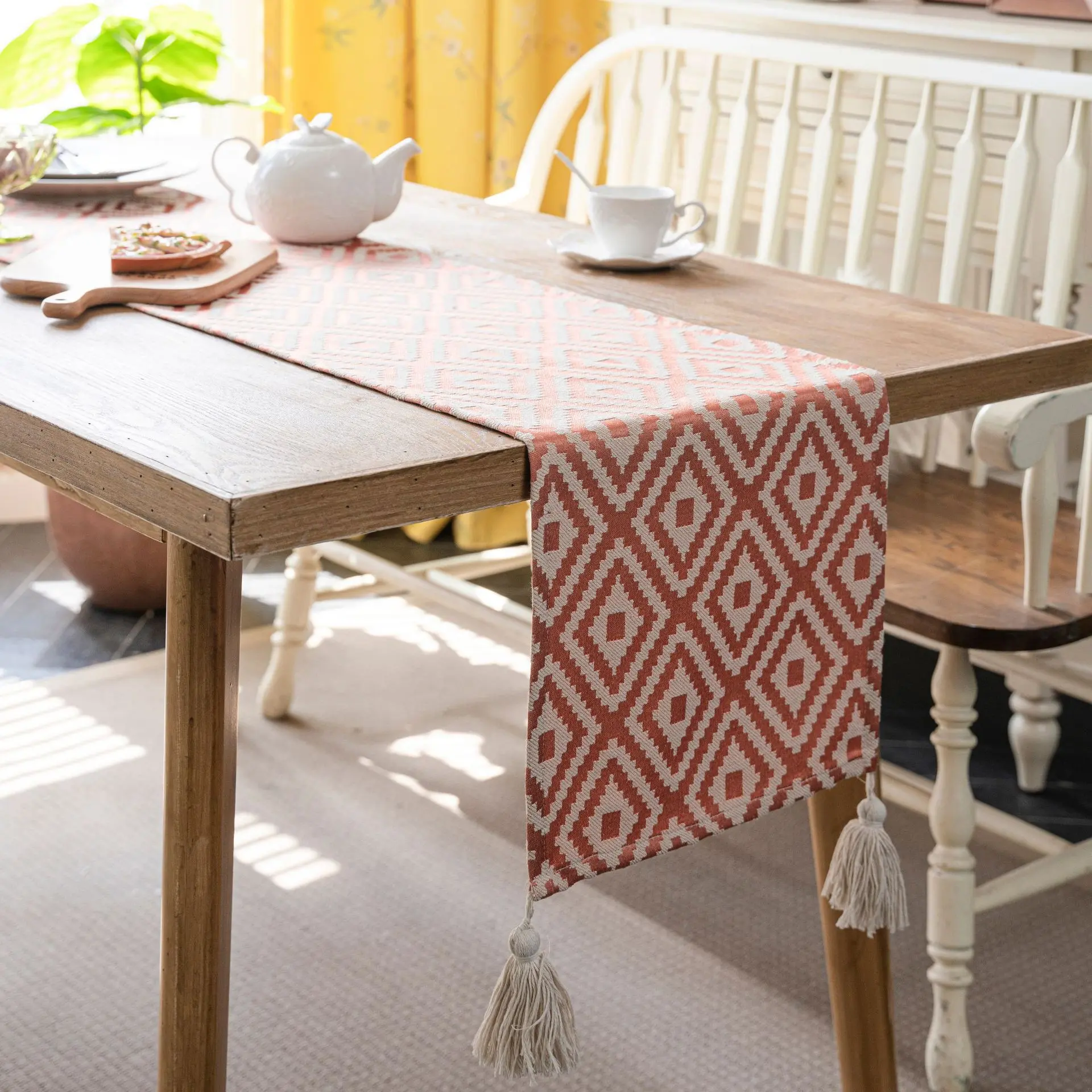 Nordic Jacquard Geometric Table Runner with Tassel for Home Party Decorative Polyester Cotton Table Cloth Dining Table Runners