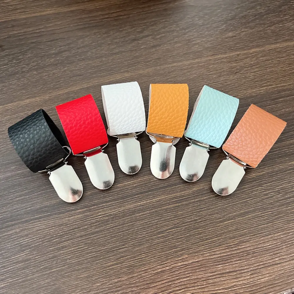 PU Leather Hat Clip for Traveling Hanging on Bag Handbag Backpack Luggage for Kid Adult Outdoor Travel Camping Beach Accessories