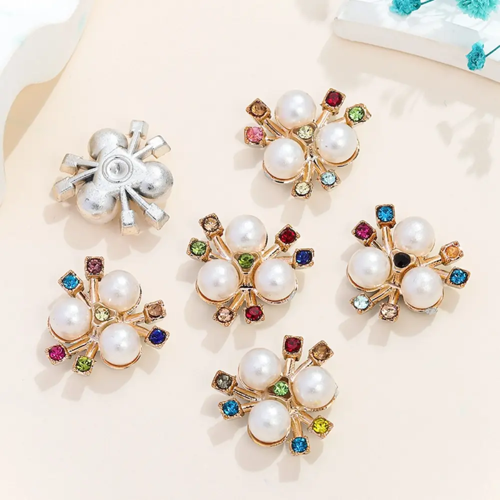 100Pcs/Set Colorful Pearl Flower Rhinestone Buttons Sparkling Flower Crystal Hairpins for Clothes Sewing Accessories DIY Crafts