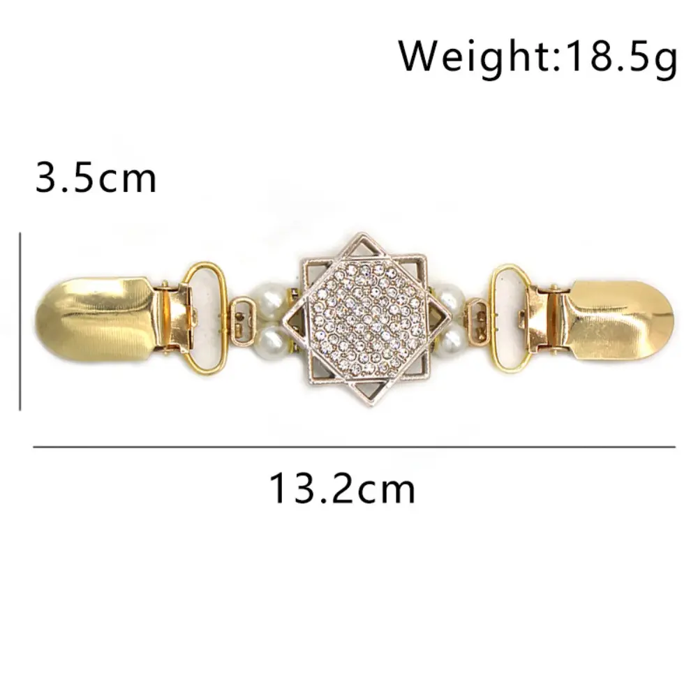 Luxury Sweater Shawl Clips Retro Flower Pattern Cardigan Dresses Shirts Collar Brooch Clips Cinch Clip for Women Girls Clothing