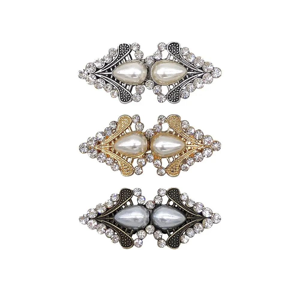 1 Piece Vintage Sweater Clips Cape Cloak Fastener for Dress Shirt Cardigan Shawl Collar Clasp Back Cinch Clip for Women Clothing