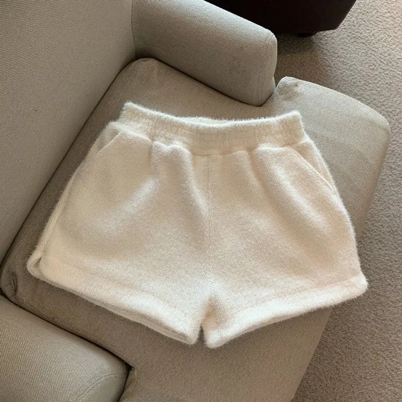Xpqbb Autumn Winter Faux Mink Plush Shorts Women Korean Fashion Loose Wide Leg Short Pants Ladies Solid High Waist Casual Shorts